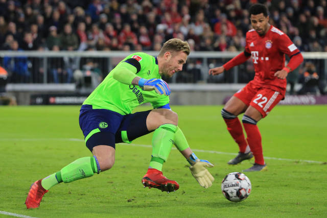 与足球的深 与足球的深